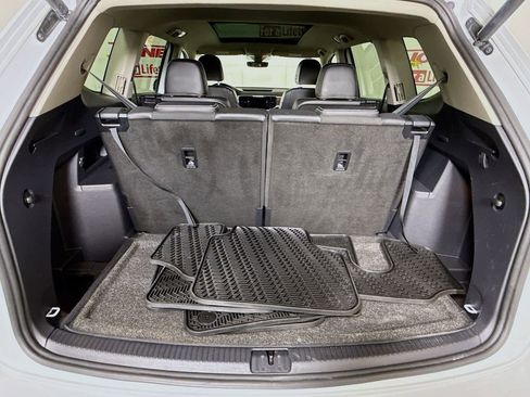 Used 2021 Volkswagen Atlas SEL image 30