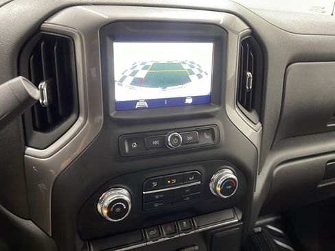 Used 2021 GMC Sierra 1500 4x4 Regular Cab w/ Sierra Value Package image 10