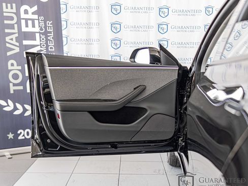 Used 2025 Tesla Model 3 Long Range RWD image 27