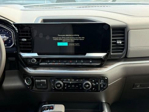New 2026 Chevrolet Silverado 1500 LTZ w/ LTZ Premium Package AWD/4WD image 10