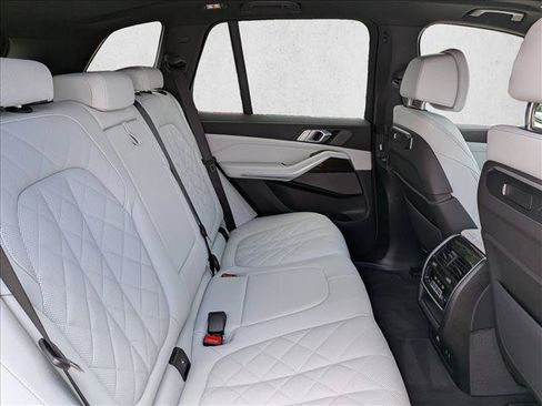 Used 2026 BMW X5 sDrive40i RWD image 21