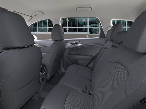 New 2025 Kia Sportage LX image 19