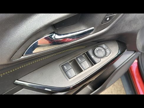 Used 2024 Chevrolet Trax ACTIV w/ Sunroof Package FWD image 8