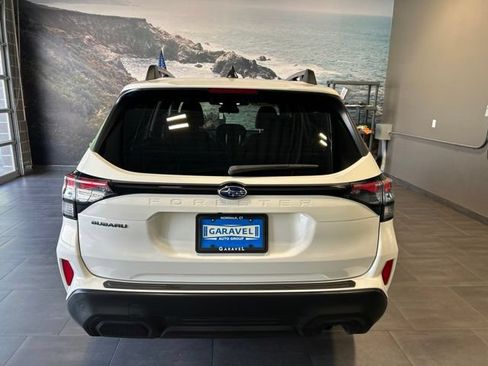 Used 2026 Subaru Forester Premium AWD/4WD image 39
