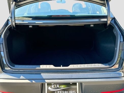 New 2025 Kia K4 LXS image 23