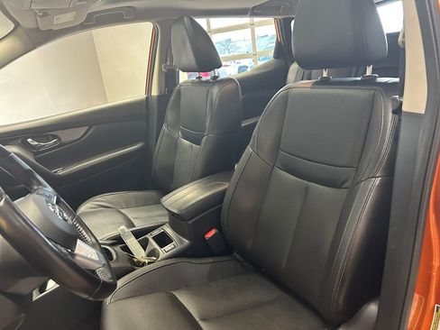 Used 2021 Nissan Rogue Sport SL w/ Premium Package image 20