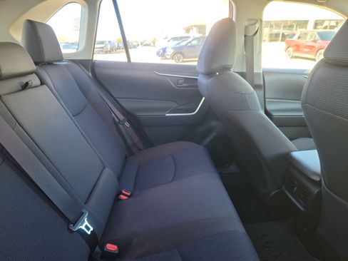 Used 2025 Toyota RAV4 LE image 9