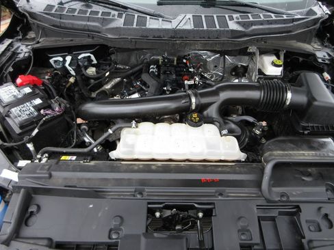 Certified 2025 Ford F150 XLT w/ Equipment Group 301A Standard RWD image 26