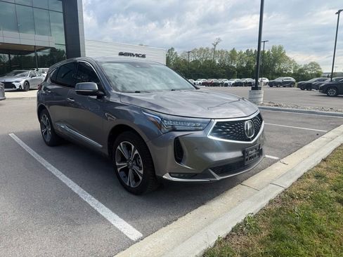 Used 2022 Acura RDX AWD w/ Advance Package image 3