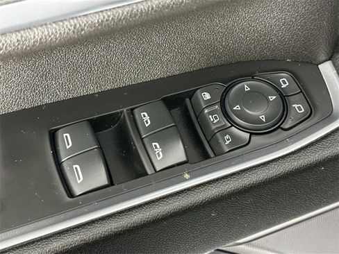 Used 2024 Chevrolet Silverado 2500 High Country image 19