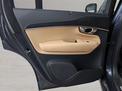 Certified 2023 Volvo XC90 B6 Ultimate w/ Protection Package Premier AWD/4WD image 22