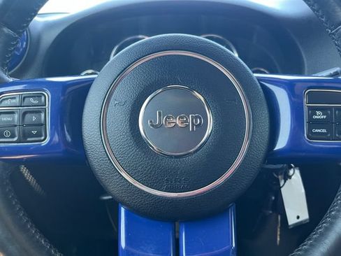 Used 2016 Jeep Wrangler Unlimited Sport AWD/4WD image 5