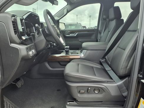 New 2026 GMC Sierra 1500 Elevation w/ Elevation Premium Package RWD image 8