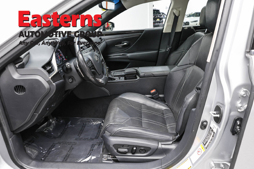Used 2019 Lexus ES 350 w/ Accessory Package 2 FWD image 15