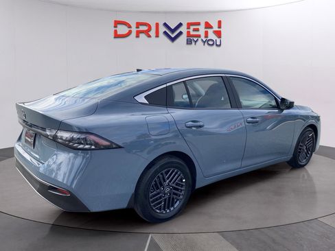 New 2026 Nissan Sentra SV w/ Floor Mat Package image 5