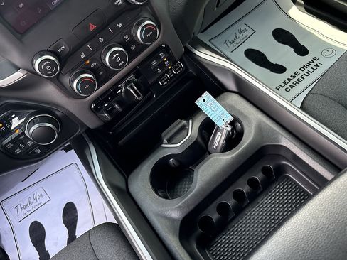 Used 2022 RAM 1500 Big Horn AWD/4WD image 27