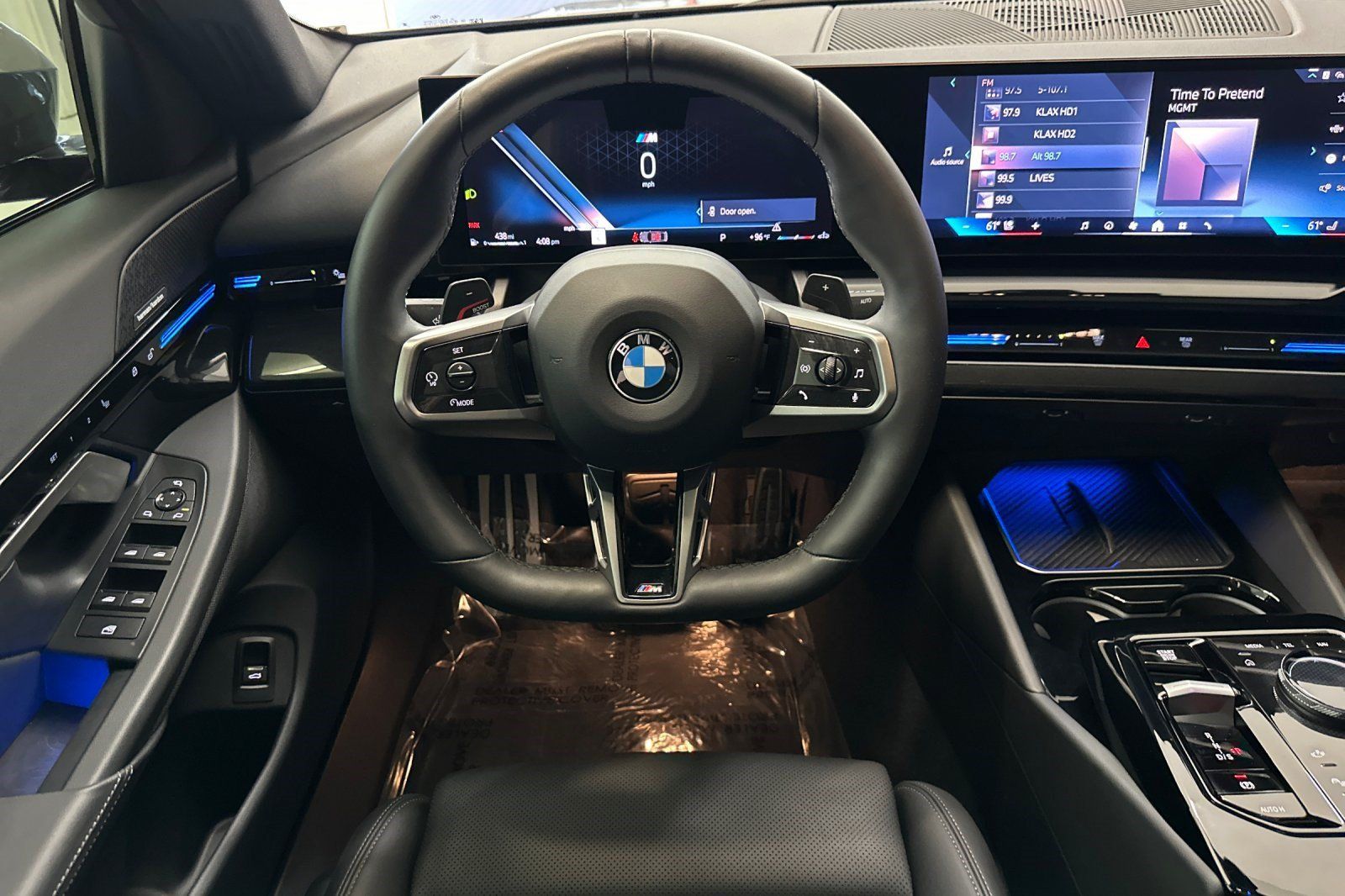 Used 2024 BMW 530i w/ M Sport Package RWD image 33