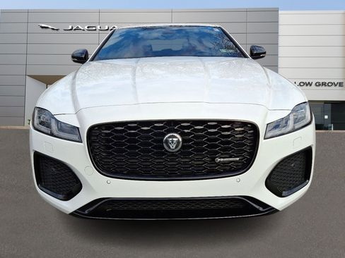 Certified 2024 Jaguar XF R-Dynamic SE image 6