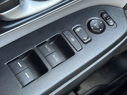 Used 2018 Honda CR-V EX-L image 19