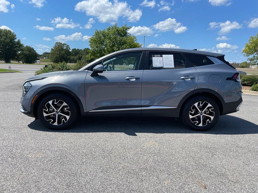 Certified 2025 Kia Sportage EX FWD image 4