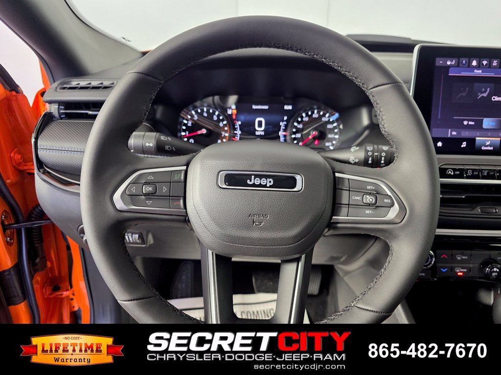 New 2026 Jeep Compass Latitude AWD/4WD image 18