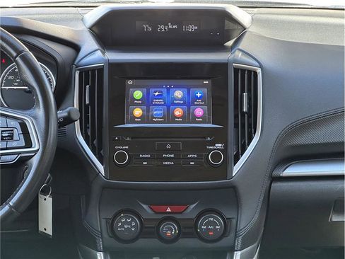 Used 2020 Subaru Forester Premium image 23