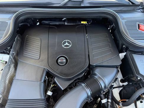 Used 2025 Mercedes-Benz GLE 350 4MATIC image 35