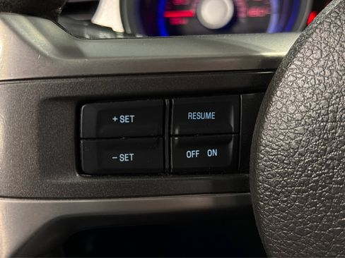 Used 2011 Ford Mustang Shelby GT500 w/ SVT Performance Pkg RWD image 23