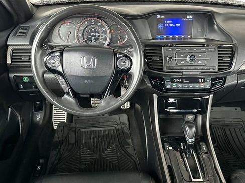 Used 2017 Honda Accord Sport Special Edition image 15