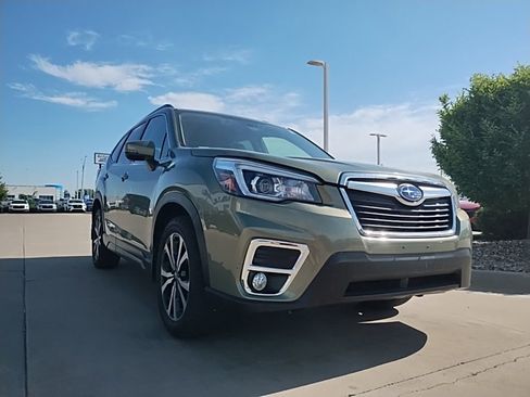 Used 2020 Subaru Forester Limited AWD/4WD image 3