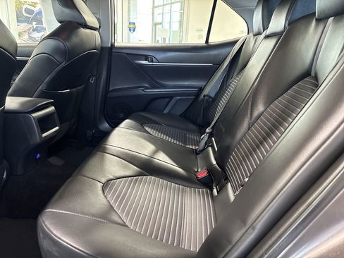Used 2024 Toyota Camry SE w/ Convenience Package image 22