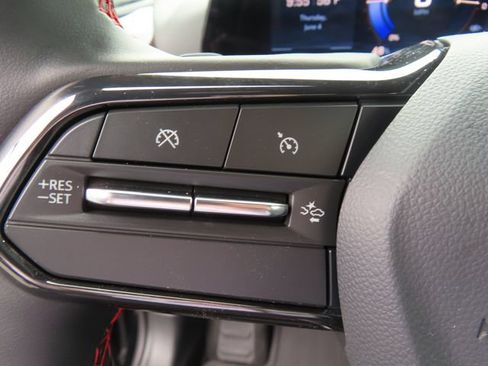 Used 2025 Chevrolet Blazer EV RS AWD/4WD image 17