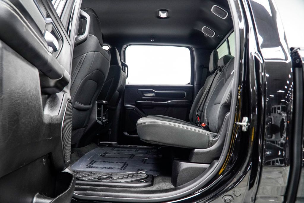 Used 2024 RAM 1500 Big Horn AWD/4WD image 37