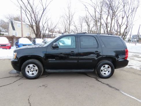 Used 2014 Chevrolet Tahoe LT w/ Luxury Package image 3