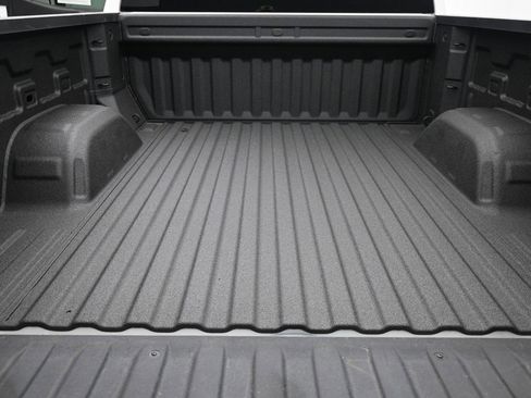 Used 2022 Chevrolet Silverado 1500 Custom image 18