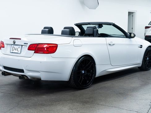 Used 2011 BMW M3 Convertible image 6