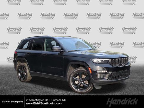 Used 2025 Jeep Grand Cherokee Limited w/ Black Appearance Package image 1