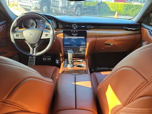 Used 2021 Maserati Quattroporte S GranLusso image 18