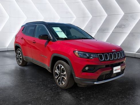 Used 2024 Jeep Compass Limited AWD/4WD image 1