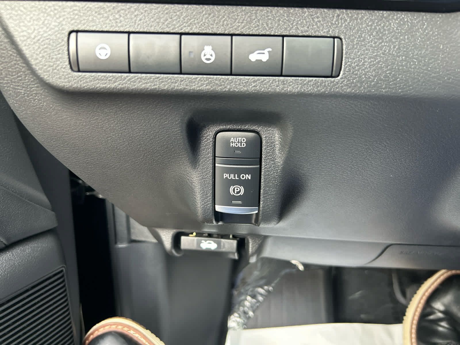 Used 2025 Nissan Murano SL AWD/4WD image 17