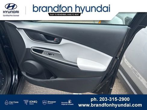 Used 2023 Hyundai Kona SEL image 8