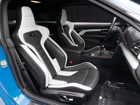 Used 2020 BMW M4 Coupe w/ Competition Package RWD image 61