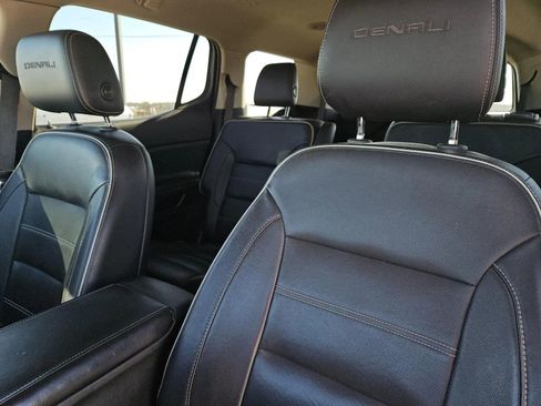 Used 2019 GMC Acadia Denali image 22