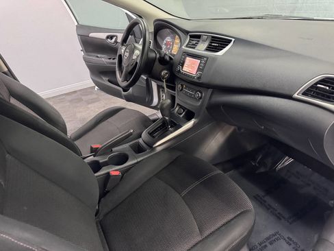 Used 2018 Nissan Sentra S image 54