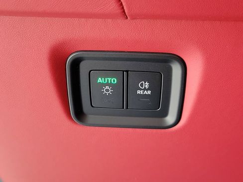 New 2026 Porsche Cayenne AWD/4WD image 37