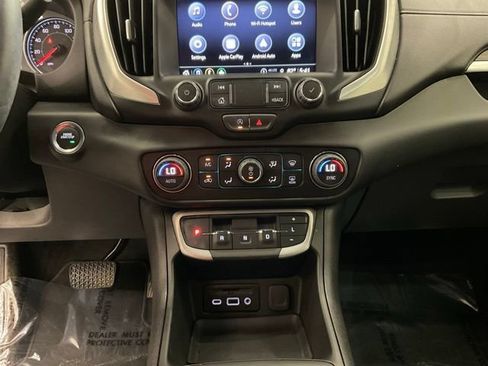 Used 2024 GMC Terrain SLT w/ Elevation Edition AWD/4WD image 20