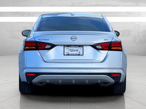 Used 2024 Nissan Altima 2.5 SV image 7