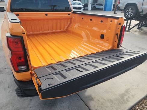 New 2026 Chevrolet Colorado Z71 w/ Technology Package AWD/4WD image 16