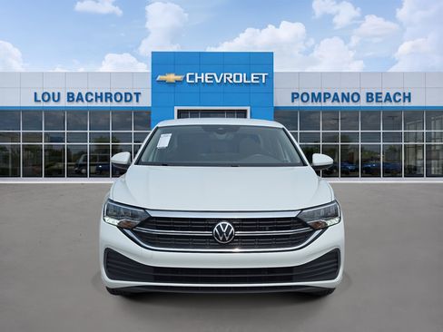 Used 2024 Volkswagen Jetta S FWD image 2