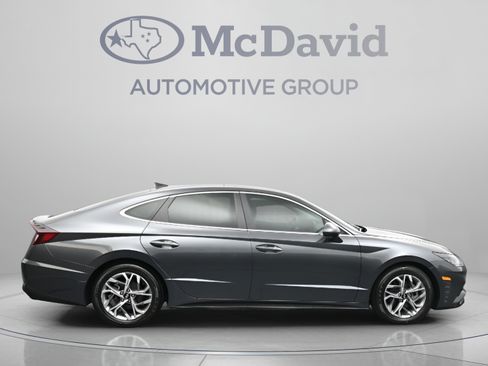 Used 2022 Hyundai Sonata SEL w/ Convenience Package FWD image 9